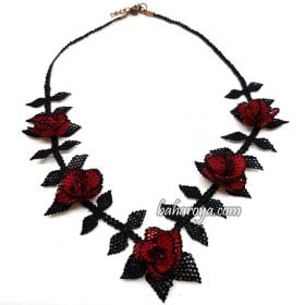 Needle Lace Rose Necklace Red - Black