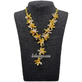 Needle Lace Spring Necklace Yellow - White