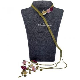 Needle Lace Countryside Flowers Foulard Necklace Purple