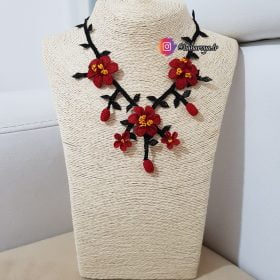 Needle Lace Lilies of Tülay Necklace Red - Black