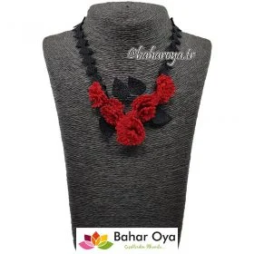 Needle Lace Ladder Carnation Necklace Red - Black