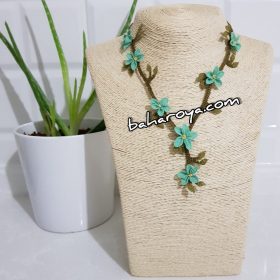 Needle Lace Ecrin Necklace Sea Green