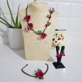 Needle Lace Gülşah Necklace - Earrings - Bracelet Set Pink