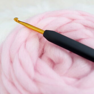 KnitPro Alüminyum Gold Siyah Yumuşak Saplı Yün Tığı - Görsel 4